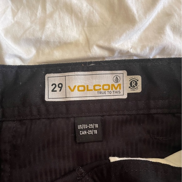 Volcom boys black dress shorts size 29 - Picture 2 of 2